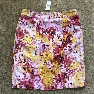 Ann Taylor LOFT polka dot watercolor abstract pocket pencil skirt Size 4